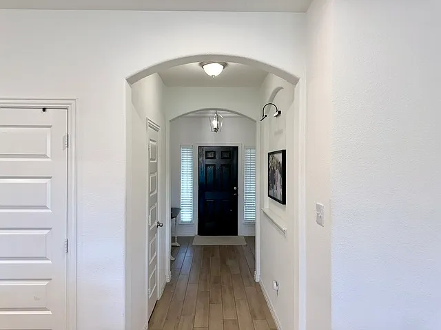 2036 Meliana Dr — Photo 12