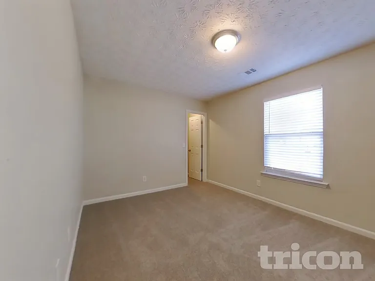 5316 Paddington Ln — Photo 16