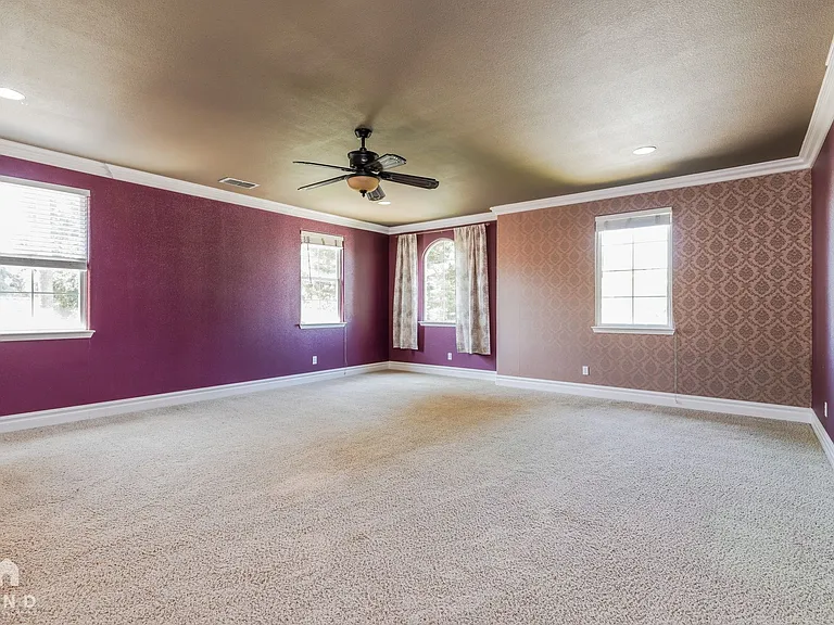 9351 Palmerson Dr — Photo 30