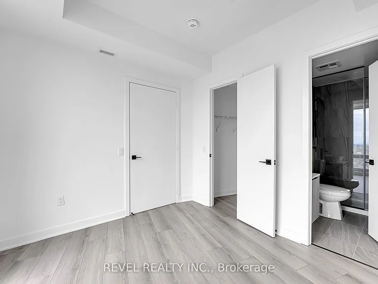 1185 Dupont St #1410 — Photo 10