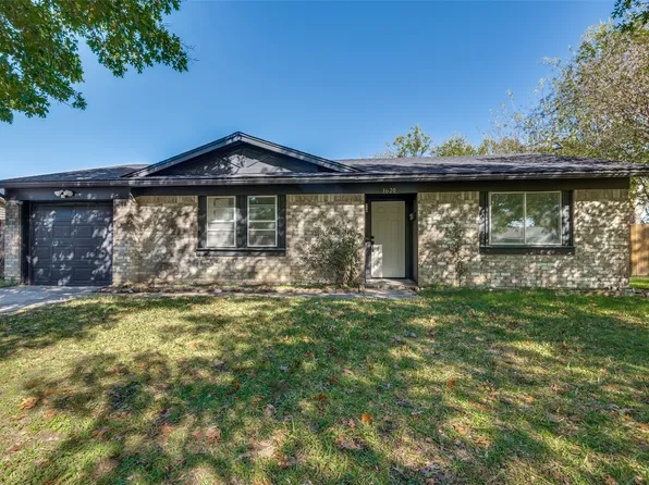 1820 Emerald Dr, Irving, TX 75060