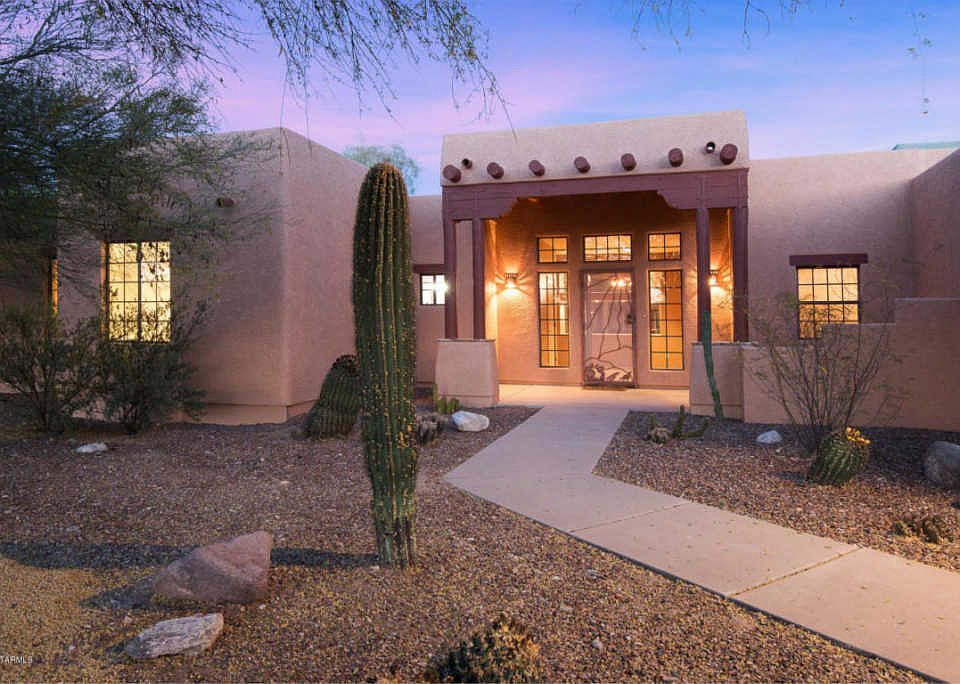1st image of 7912 N Sombrero Peak Dr