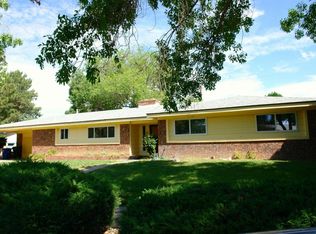8701 Avenales Ave NE, Albuquerque, NM 87111