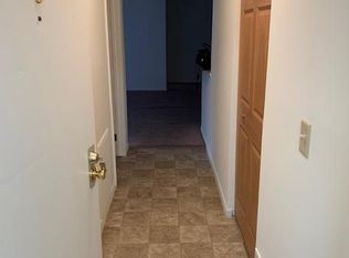 2287 Hedgerow Rd UNIT C, Columbus, OH 43220