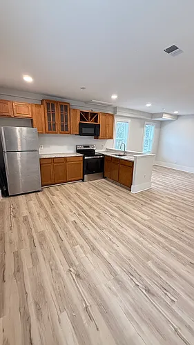 1024 W 8th St #2 Photo 1