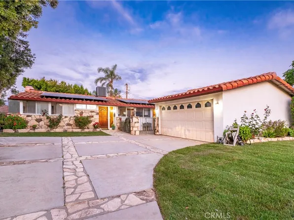 9410 Valjean Ave, North Hills, CA 91343