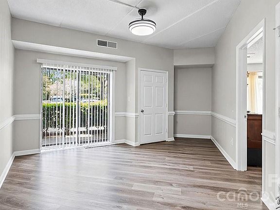 4th image of 211 Heritage Blvd Ste 102