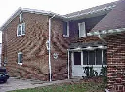 3 bed, 2200 sqft, $1,895 — Photo 4