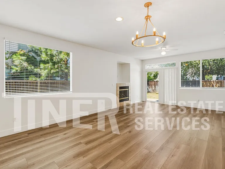 9716 Marianna Way — Photo 6