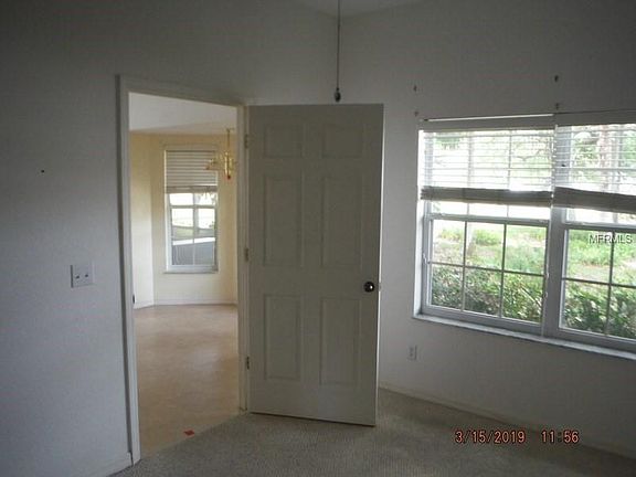 5th image of 1423 Red Oak Ln