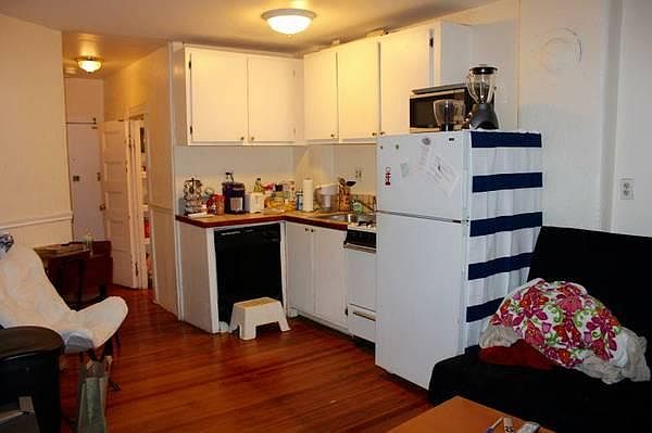 2nd image of 68 Revere St