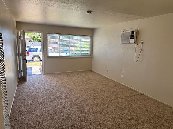 4th image of 511 Fir St