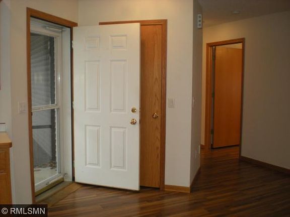 2nd image of 1312 Heritage Ln