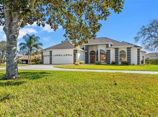 9570 Southern Belle Dr, Weeki Wachee, FL 34613