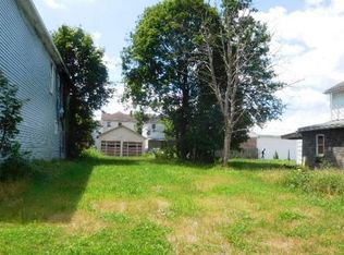 1204 Park St, Steubenville, OH 43952
