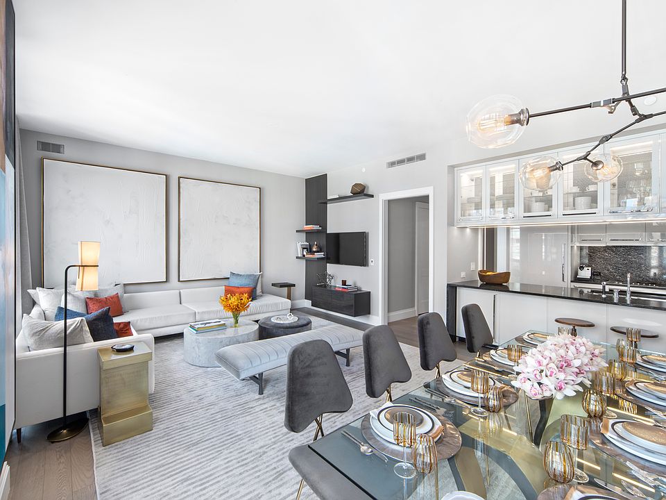 1st image of 200 E 95th St #26C