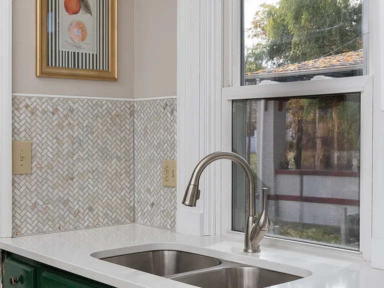 92 Oakdale Ave #1 — Photo 4