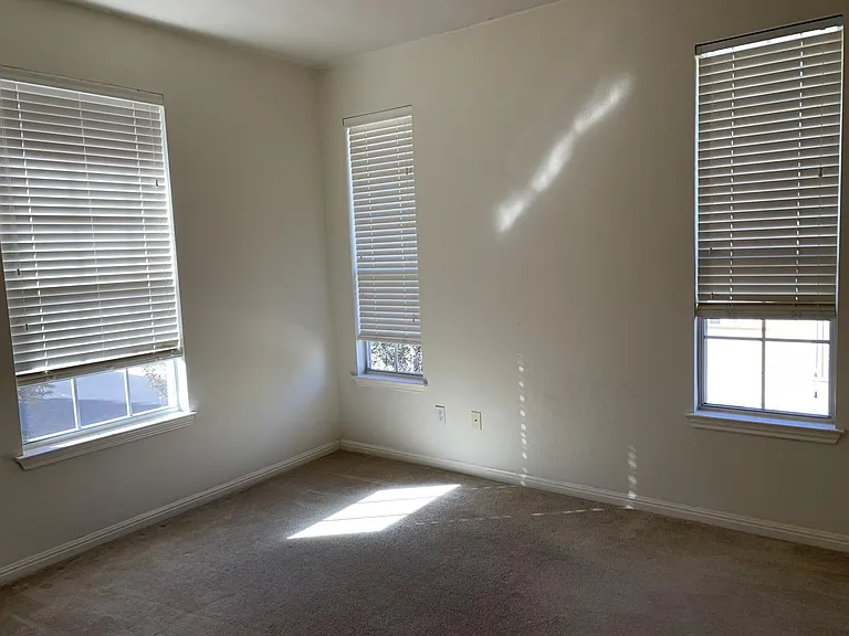 11000 Anderson Mill Rd #29 — Photo 16