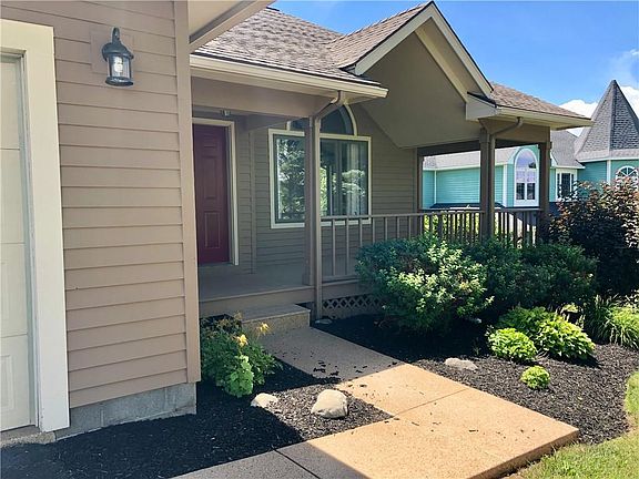 3rd image of 3692 Timberline Dr