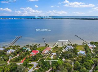 100 N Sewalls Point Rd, Sewalls Pt, FL 34996
