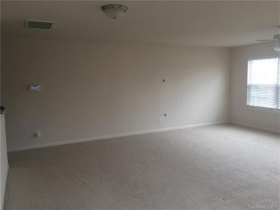4th image of 120 Langhorne Dr