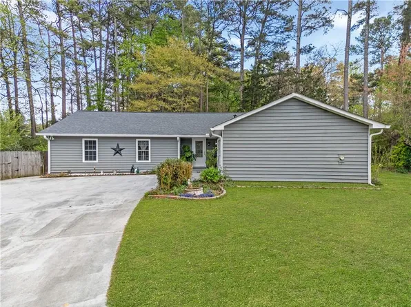 3914 N Fork Ct, Lawrenceville, GA 30044