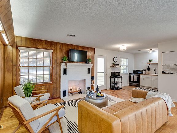 5th image of 524 Reba Ln