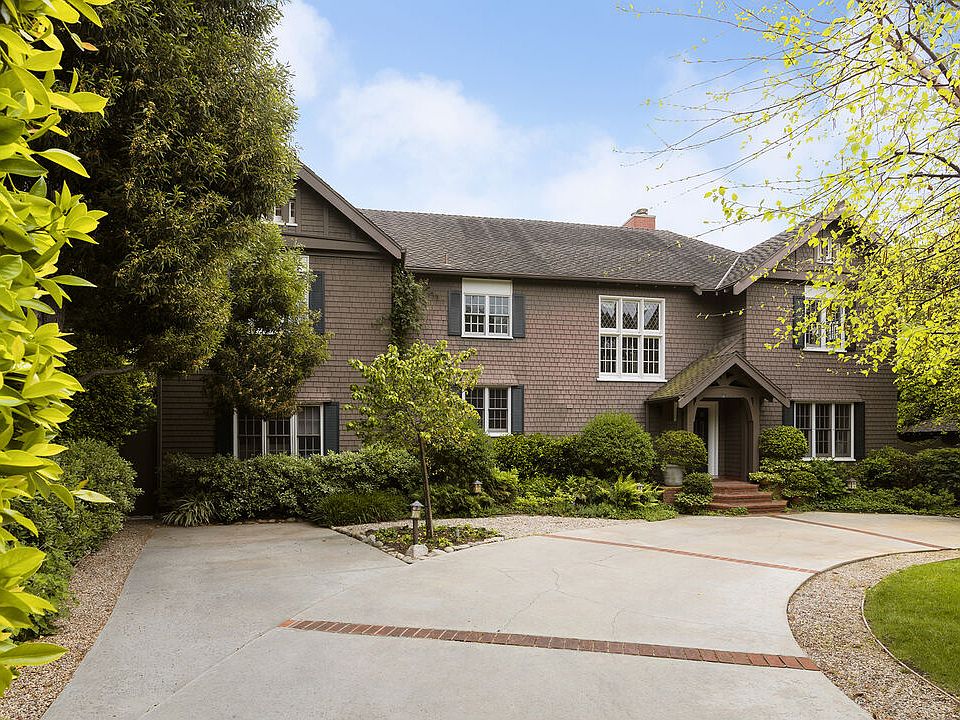 1st image of 226 Palisades Ave