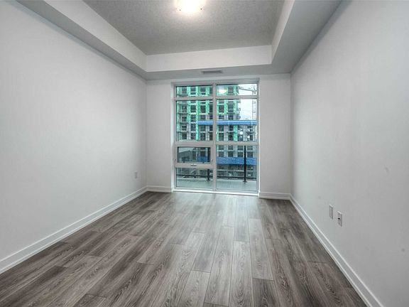 3rd image of 450 Dundas St E #710