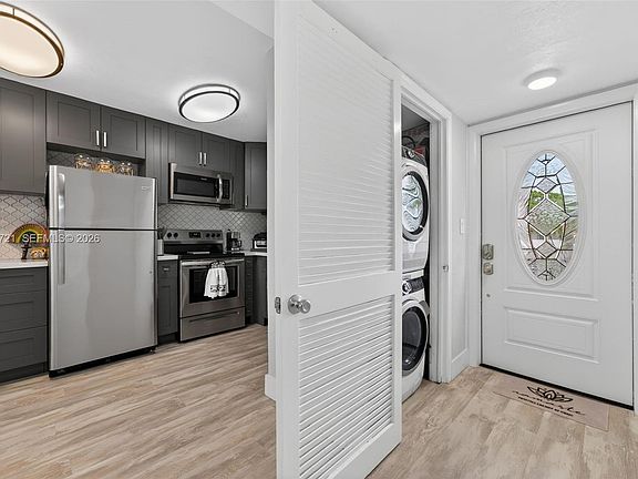 4th image of 681 S Hollybrook Dr APT 310