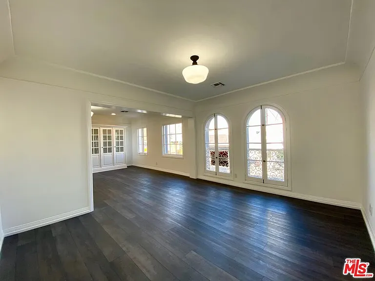 619 S La Brea Ave #2 — Photo 7