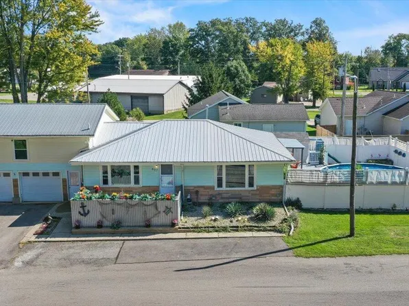 617 High Ave, Russells Point, OH 43348