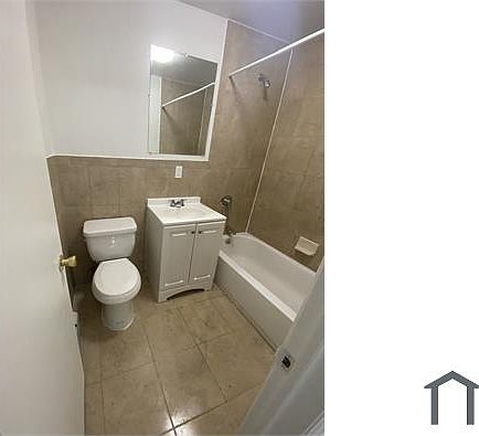 5th image of 1684A Banyer Pl APT 2A