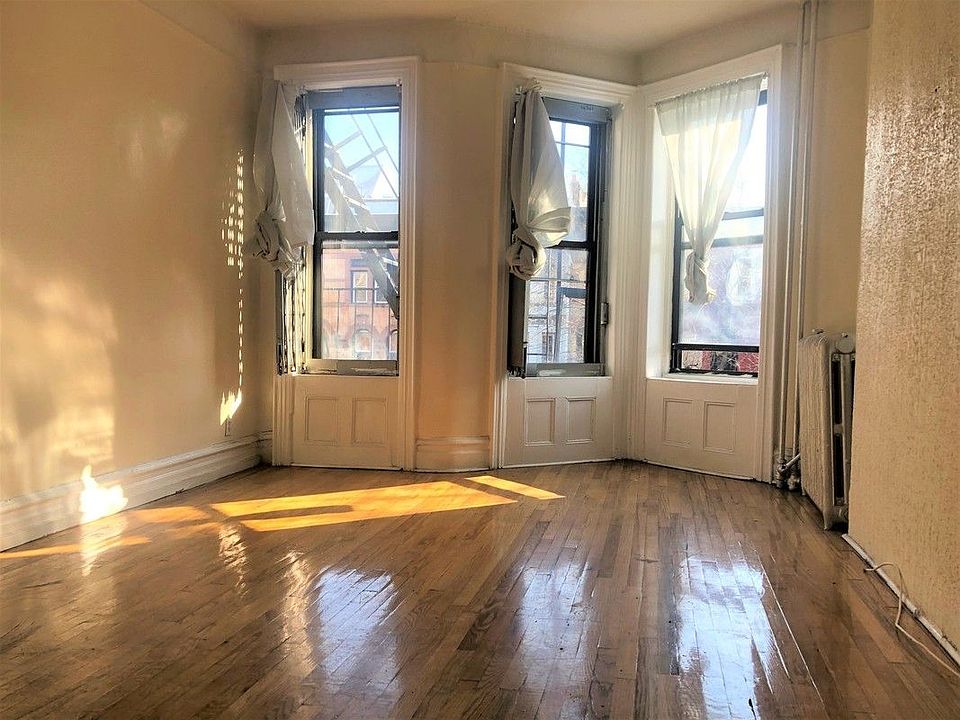 1st image of 865 Saint Johns Pl #L2