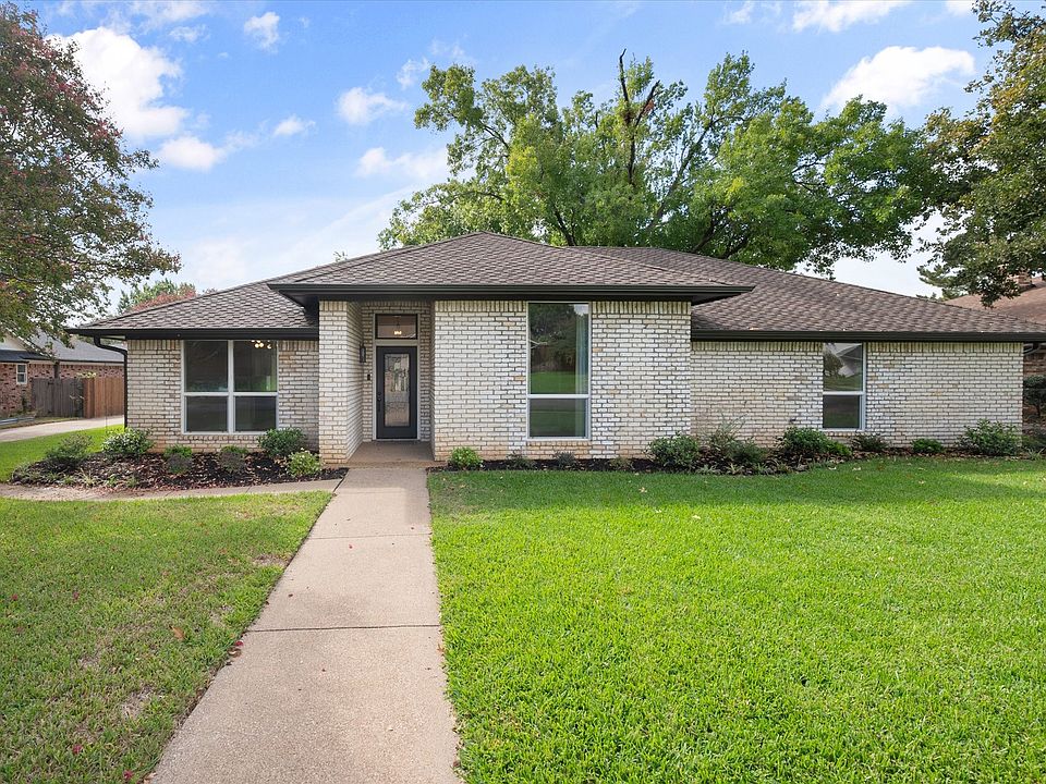 1st image of 309 Quail Crest Dr