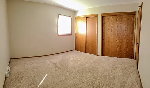 W156N10542 Jefferson Ln — Photo 7