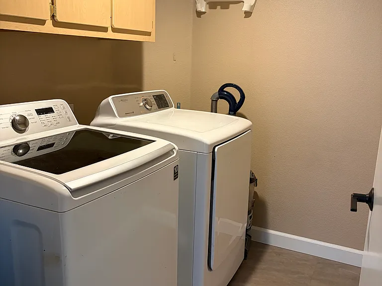 6803 W Rose Garden Ln — Photo 24
