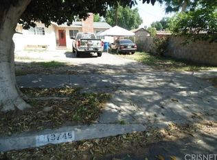 19749 Cantlay St, Winnetka, CA 91306