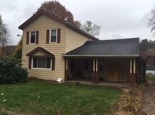 54 Penn St, Transfer, PA 16154