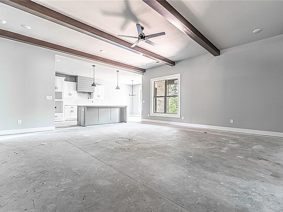 2nd image of 9 Banff Ln