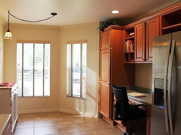 5th image of 1489 Straton Way