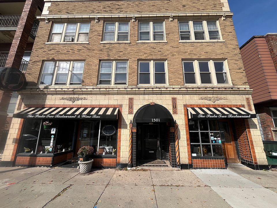 1st image of 1501 N Farwell Ave APT 2