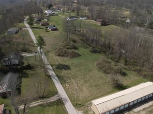 200 Oscar Ln, West Liberty, KY 41472