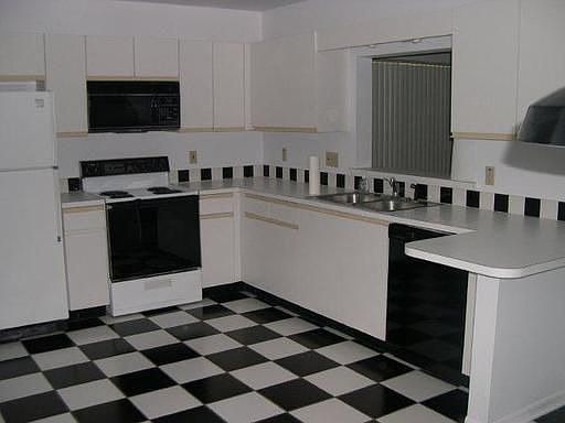 3rd image of 988 Tillery Way #105