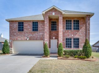 6701 Wellston Ln, Denton, TX 76210