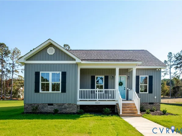 7997 Pennsylvania Ave, West Point, VA 23181
