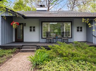 11016 N Lakeside ROAD, Mequon, WI 53092