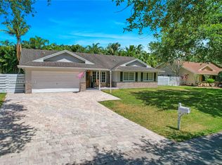 14733 SW 153rd Ct, Miami, FL 33196