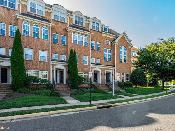 9544 Walker Way, Manassas Park, VA 20111