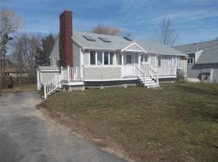 4 Grays Beach Rd, Kingston, MA 02364